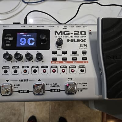 NUX MG-20 マルチエフェクター ニューエックス MG-20 Amazon.com: NUX Multi-Effects Processor (MG-20) : Musical