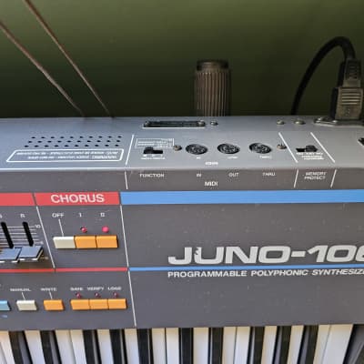 Roland Juno-106 61-Key Programmable Polyphonic Synthesizer 1984 - 1985 - Black image 7