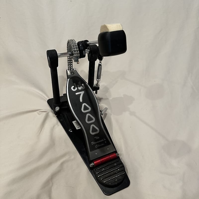 DW 7000 DoubleChain Bass Drum Pedal Reverb