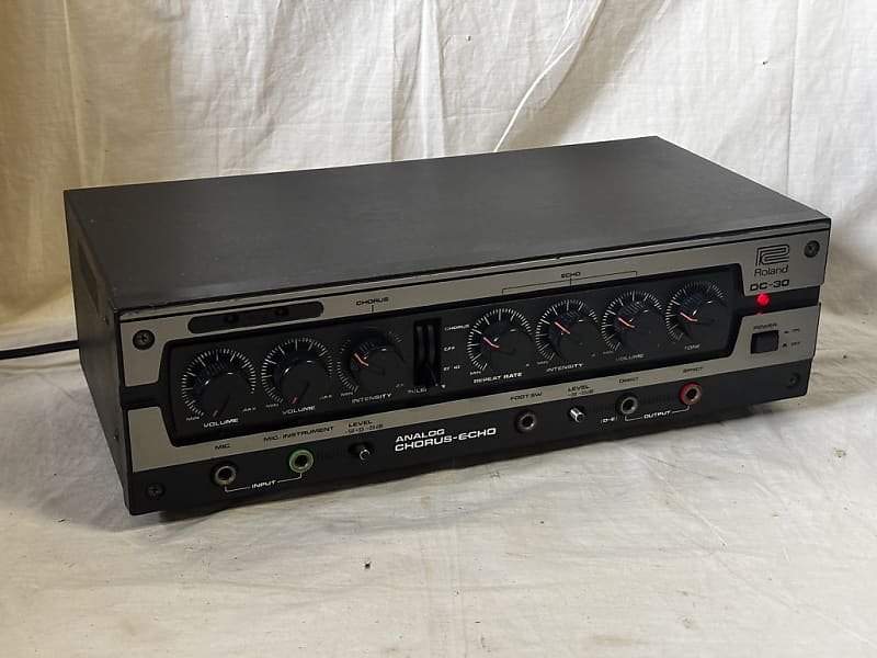 Roland GR-30 ギターシンセ ローランド Guitar Synth Roland GR-30 ギターシンセ ローランド Guitar Synth Roland GR