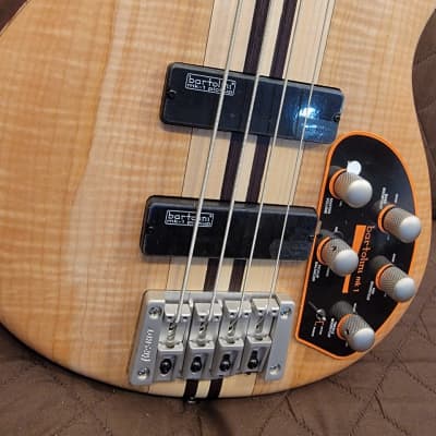 Cort A4PLUSFMMHOPN Figured Maple Top Mahogany Body 5pcs Maple Neck 4-String Electric Bass Guitar image 5