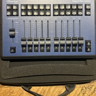 ChamSys MagicQ Mini Connect 2023 - Azul y negro image 3