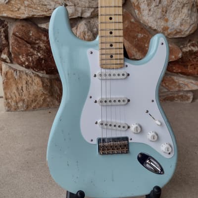 G&L USA Fullerton Deluxe Comanche Midnight Blue Guitar & Bag G&L USA Fullerton Deluxe Comanche Midnight Blue Guitar & Bag
