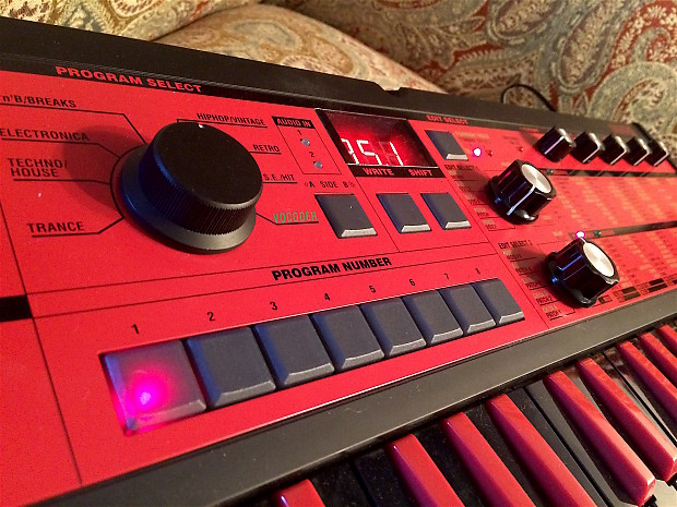 Korg Limited Edition Red & Black MicroKorg