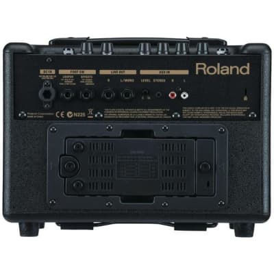 Roland AC-33 Battery Powered Acoustic Guitar Amp image 3