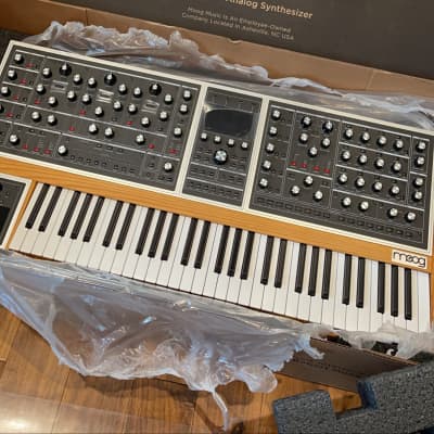 Moog One 16-Voice 61-Key Polyphonic Analog Synthesizer 2018 - Present - Black/Ash image 1