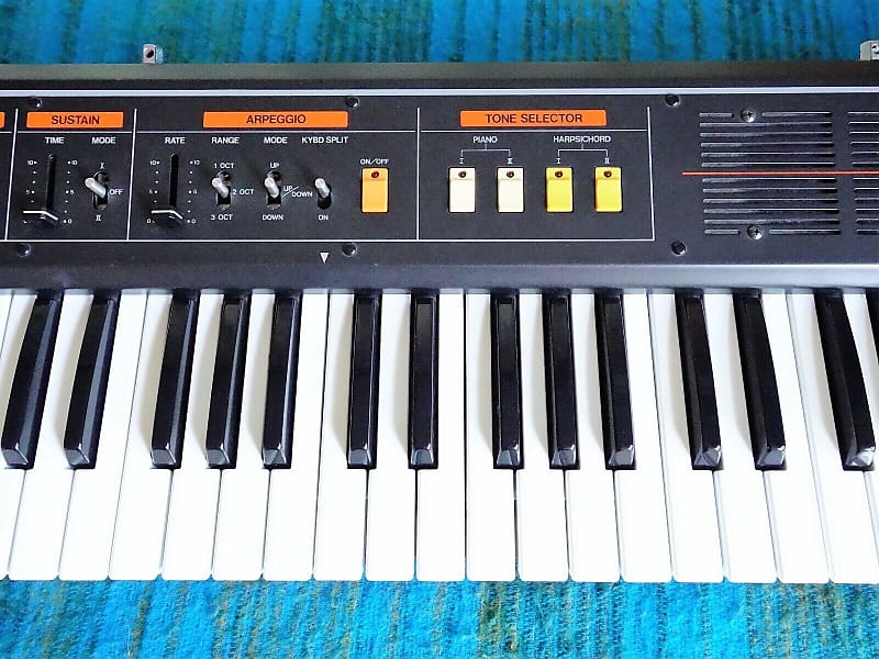 Roland EP-09 61-Key Electronic Piano