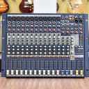 Soundcraft EFX12 12-Channel Mixer With Effects