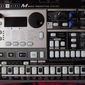 MATRIXSYNTH: Korg Electribe EM-1 Music Production Station w