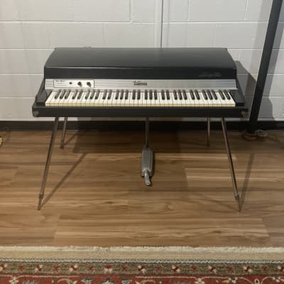 Fender Rhodes Mark I Stage 73-Key Electric Piano 1969 - 1974 - Black Rounded Top image 1
