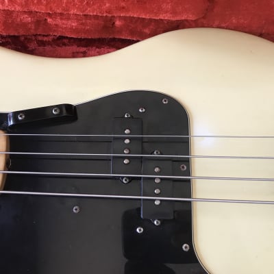 Fender Precision Bass Lefty 1975 Yellow/White image 6