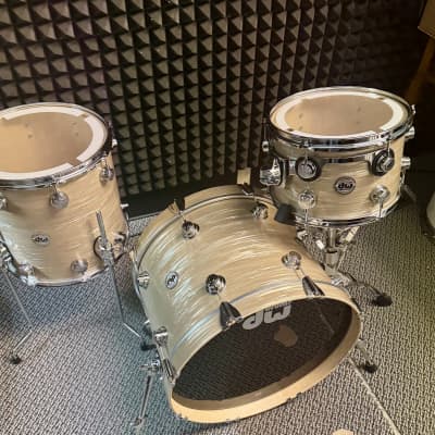 DW Collector’s Series “333” Pure Maple Drum Set 12/14/20 - Creme Oyster FinishPly image 2
