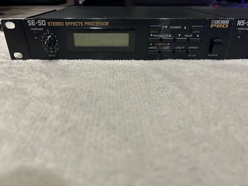 Boss SE-50 Stereo Effects Processor | Reverb Canada