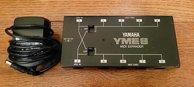 Yamaha YME8 Midi Expander 1 to 8/2 to 4 Thru Box #1