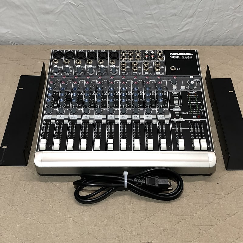 Mackie 1402-VLZ3 Analog Compact Mixer - Case and Rack Ears