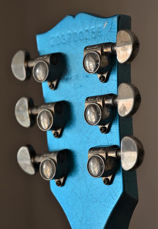 Gibson SG Standard Relic- Custom Aged Pelham Blue Sparkle Gibson SG Standard Relic- Custom Aged Pelham Blue Sparkle