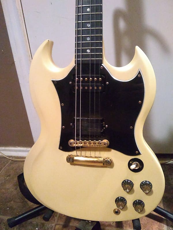 Gibson SG Special 2000 Limited Edition Bundle Antique White And Gold