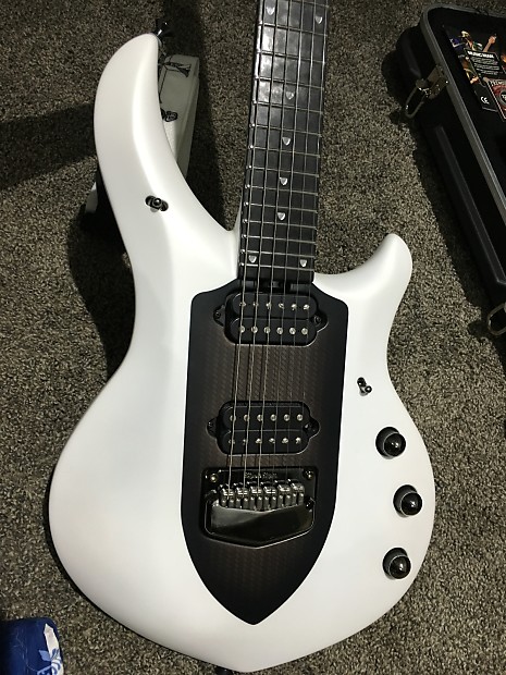 Music man majesty white outlet