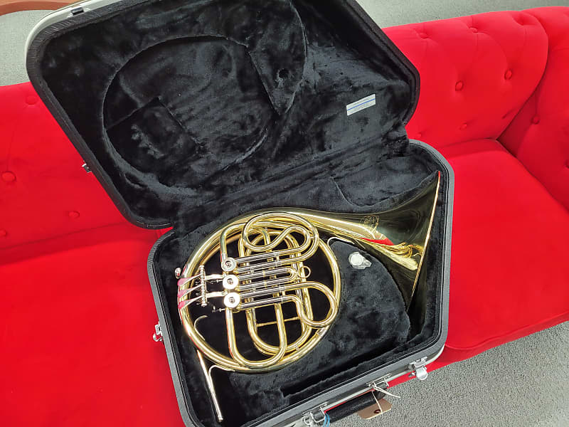 Jupiter Single French Horn model JHR752L Brass Reverb