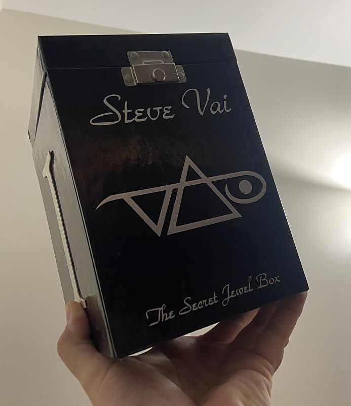 Steve Vai “Secret Jewel Box” Set Steve Vai 2000's | Reverb