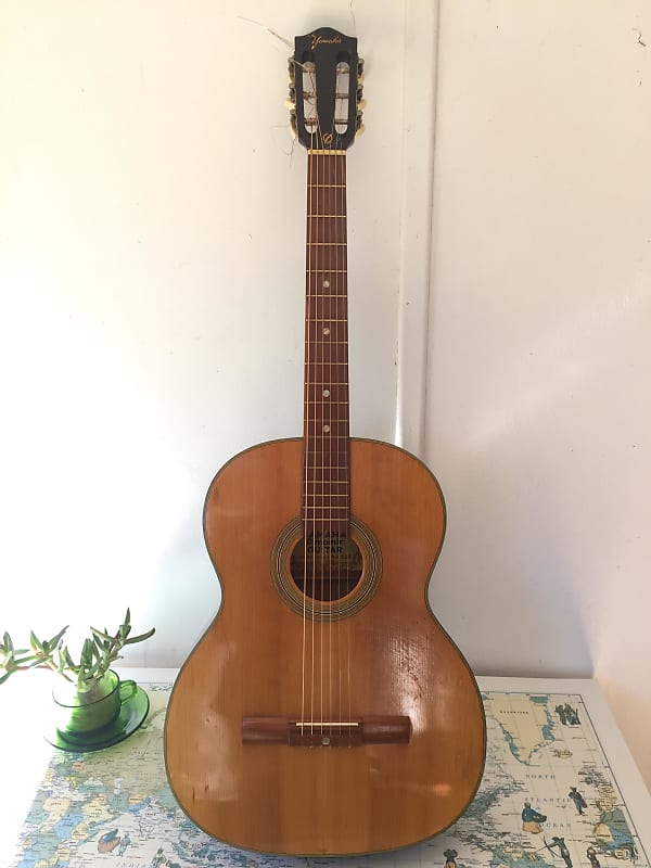 Yamaha Dynamic guitar No. S50 1966 Natural. Cream label, Japan