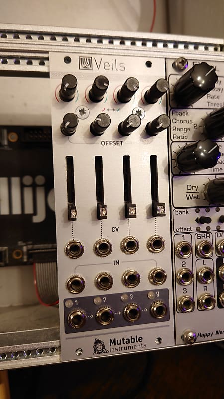 Mutable Instruments Veils