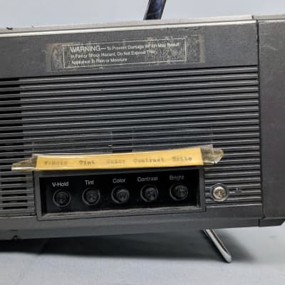Vintage JCPenney Portable Color CRT TV 685-2101 - Retro Gaming imagen 7