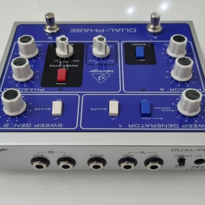 Behringer Bi-Phase 2022 - Blue / White image 8