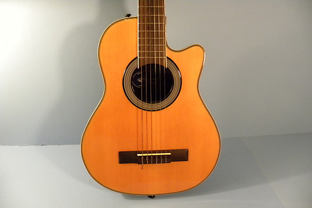 Applause by Ovation – Model AN12 – ½ Size Acoustic Guitar – Nylon