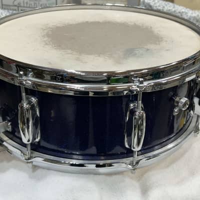 Slingerland 8 Lug Snare Drum 12/1965 - Deep Blue Sparkle image 5