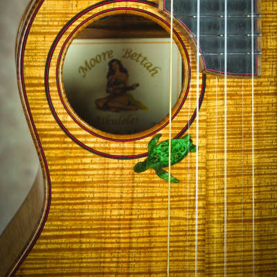 Moore Bettah tenor koa ukulele with Calton case image 4