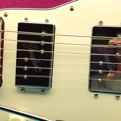 Retro Jazzmaster w Custom Body + Wide Range Humbuckers, 2017/21 - Purpleburst Metal Flake (Video) image 10