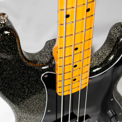 Fender Made in Japan J Precision Bass Black Gold Signature