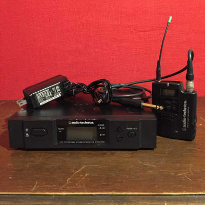 Sony URX-P2 Synthesized Diversity Tuner & UTX-B2 Transmitter