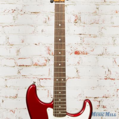 Squier Classic Vibe 60's Stratocaster Electric Guitar Candy Apple Red image 3