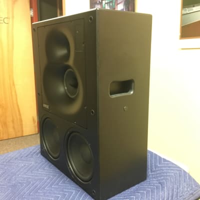 Genelec 1238cf best sale