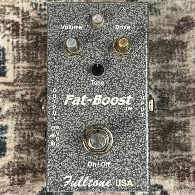 ギター Fulltone Fat-Boost V1 Fulltone FatBoost V-1 Pedal - What To Know & Where To Buy