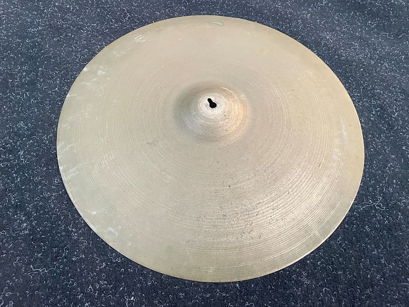 Vintage Zildjian Avedis 50's 20" Ride Drum Cymbal - 2282 grams - Keyholling image 1