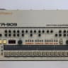 Roland TR-909 Rhythm Composer in Very Good Condition