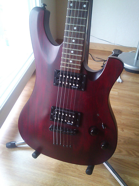 Schecter 006 deluxe vampyre clearance red