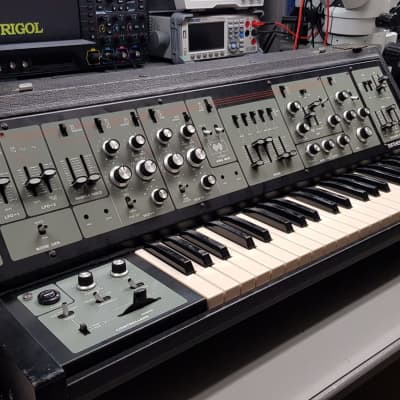 Roland SH-5 44-Key Synthesizer 1975 - 1978 - Black
