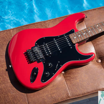 Fender Boxer Series Stratocaster MIJ