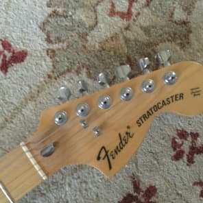 Fender Paisley Stratocaster 1984-1987 Pink Paisley w/ Maple Fretboard image 4