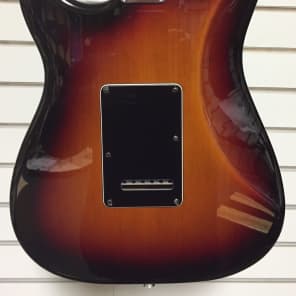 Fender American Standard Stratocaster With Hardshell Case 2013 3 Tone Sunburst image 5
