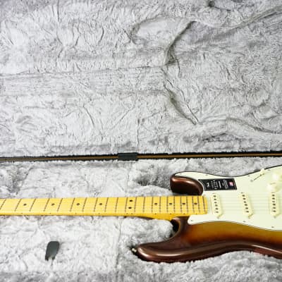 Fender American Ultra Stratocaster with Maple Fretboard - Mocha Burst image 16