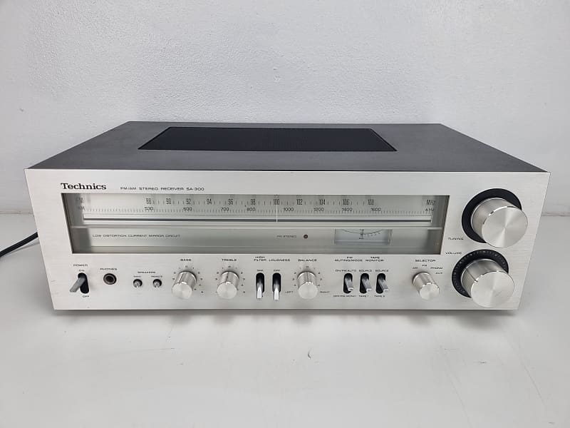 Technics SA-300 FM/AM STEREO RECEIVER - New Lights - Replace Fuse - Fully Working  			