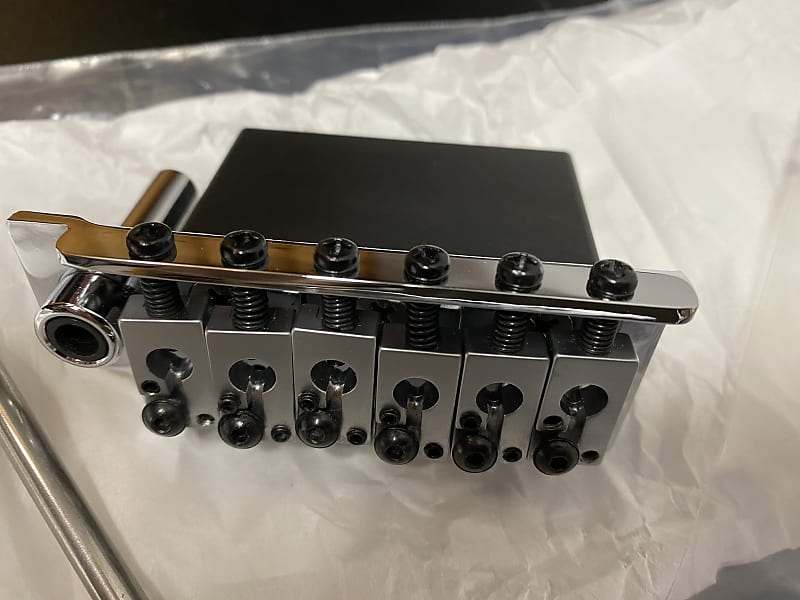 Wilkinson Locking Tremolo Bridge - WVS 130 CR