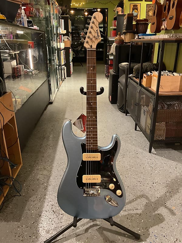 ギター SQUIRE Stratocaster P90 P90s in a Squire Strat. Any thoughts? | Fender Stratocaster