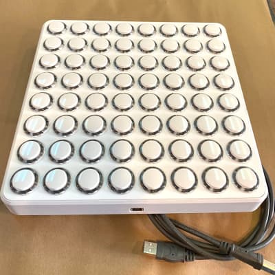 DTM・DAW DJ TechTools MIDI FIGHTER 64 MF64-WHITE Amazon | DJ TechTools MIDI FIGHTER 64 (WHITE) MF64-WHITE