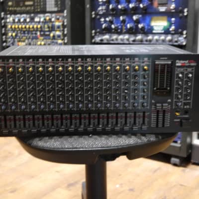 Roland M-16E 本体のみ　ブラック Yahoo!オークション -「roland m-16e」の落札相場・落札価格